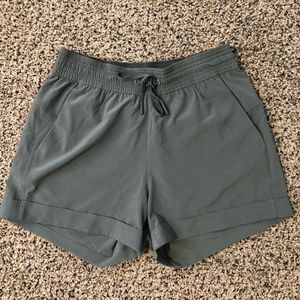 Lululemon Spring Break Away Shorts
